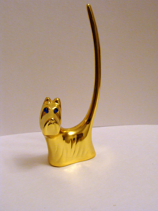 34. Кольцеохранник скотч-терьер